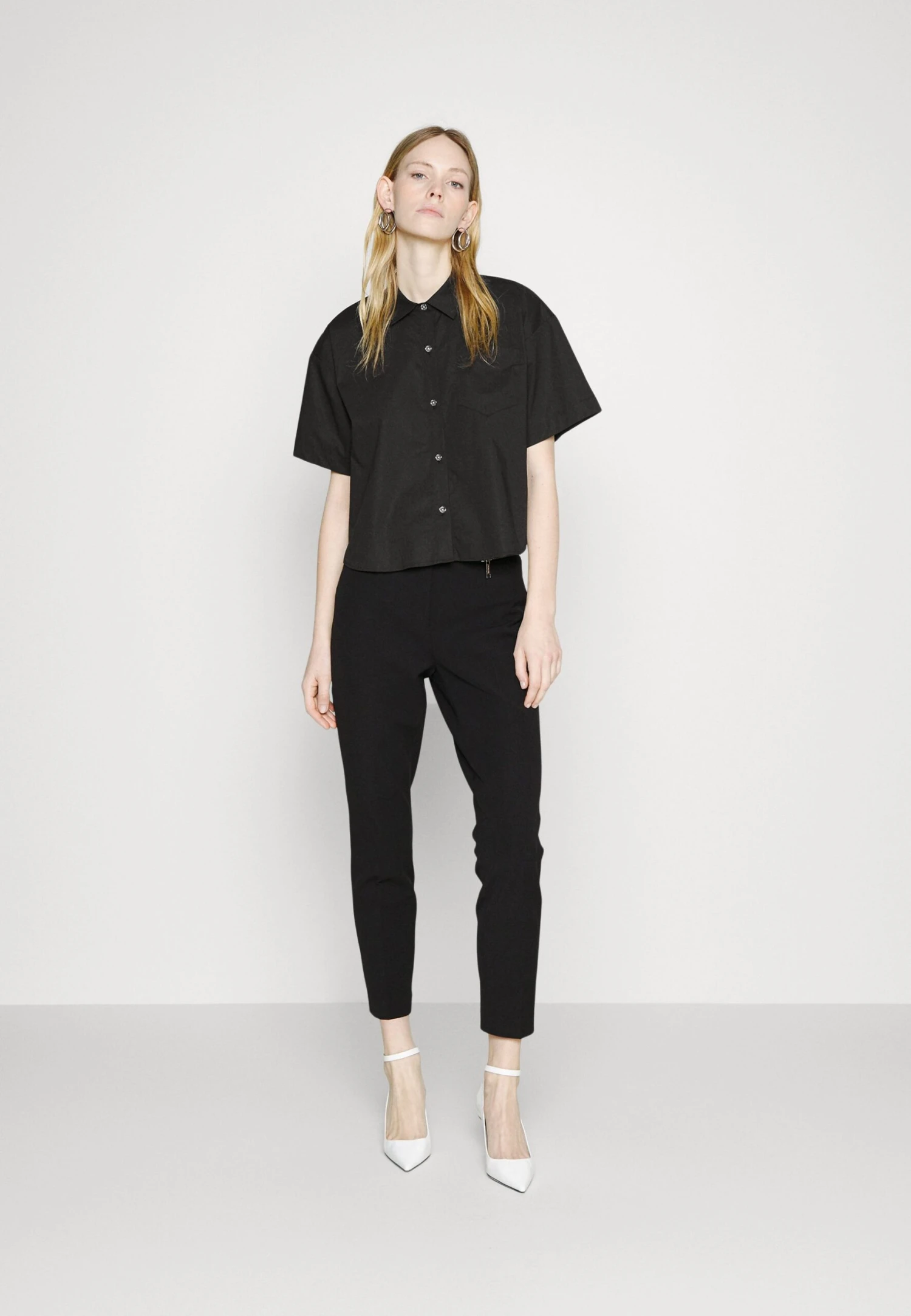 MICHAEL Michael Kors Crop - Overhemdblouse - Black 4 MICHAEL Michael Kors Crop - Overhemdblouse - Black - Afbeelding 2