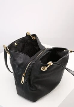 MICHAEL Michael Kors Raven- Handtas - Black 13 MICHAEL Michael Kors Raven- Handtas - Black -MICHAEL Michael Kors 4763f3229d384f7d94ff196d46af681f