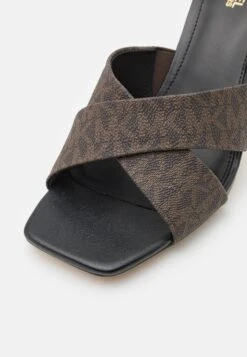 MICHAEL Michael Kors Clara Mule - Muiltjes Met Hak - Brown 15 MICHAEL Michael Kors Clara Mule - Muiltjes Met Hak - Brown -MICHAEL Michael Kors 4805e7ab292d43be9951aa892e7a3d30
