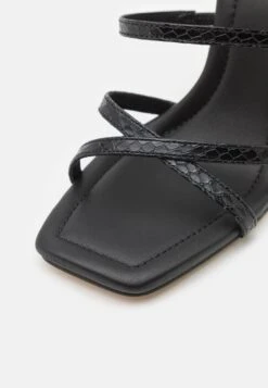 MICHAEL Michael Kors Imani Strappy - Sandalen Met Hoge Hak - Black 15 MICHAEL Michael Kors Imani Strappy - Sandalen Met Hoge Hak - Black -MICHAEL Michael Kors 48c0db191c4e46e78ae036b62002fb07