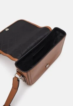 Michael Kors Flap Unisex - Schoudertas - Luggage 9 Michael Kors Flap Unisex - Schoudertas - Luggage -MICHAEL Michael Kors 490216c911b14953a2d8749de53bdada