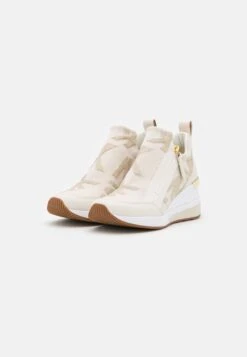 MICHAEL Michael Kors Willis Wedge Trainer - Sneakers Laag - Pale Gold 11 MICHAEL Michael Kors Willis Wedge Trainer - Sneakers Laag - Pale Gold -MICHAEL Michael Kors 4cd7ecc8fe384b1b819bb8c842799fc0
