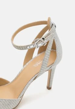MICHAEL Michael Kors Mirabel Flex- Klassieke Pumps - Silver 15 MICHAEL Michael Kors Mirabel Flex- Klassieke Pumps - Silver -MICHAEL Michael Kors 50294ebd2e244fc3a77fac16516cf3f8