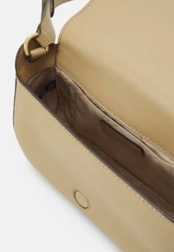 MICHAEL Michael Kors Samira Flap - Schoudertas - Camel 8 MICHAEL Michael Kors Samira Flap - Schoudertas - Camel -MICHAEL Michael Kors 5138c1bf922d469f8bc2a7b84de5fbbc
