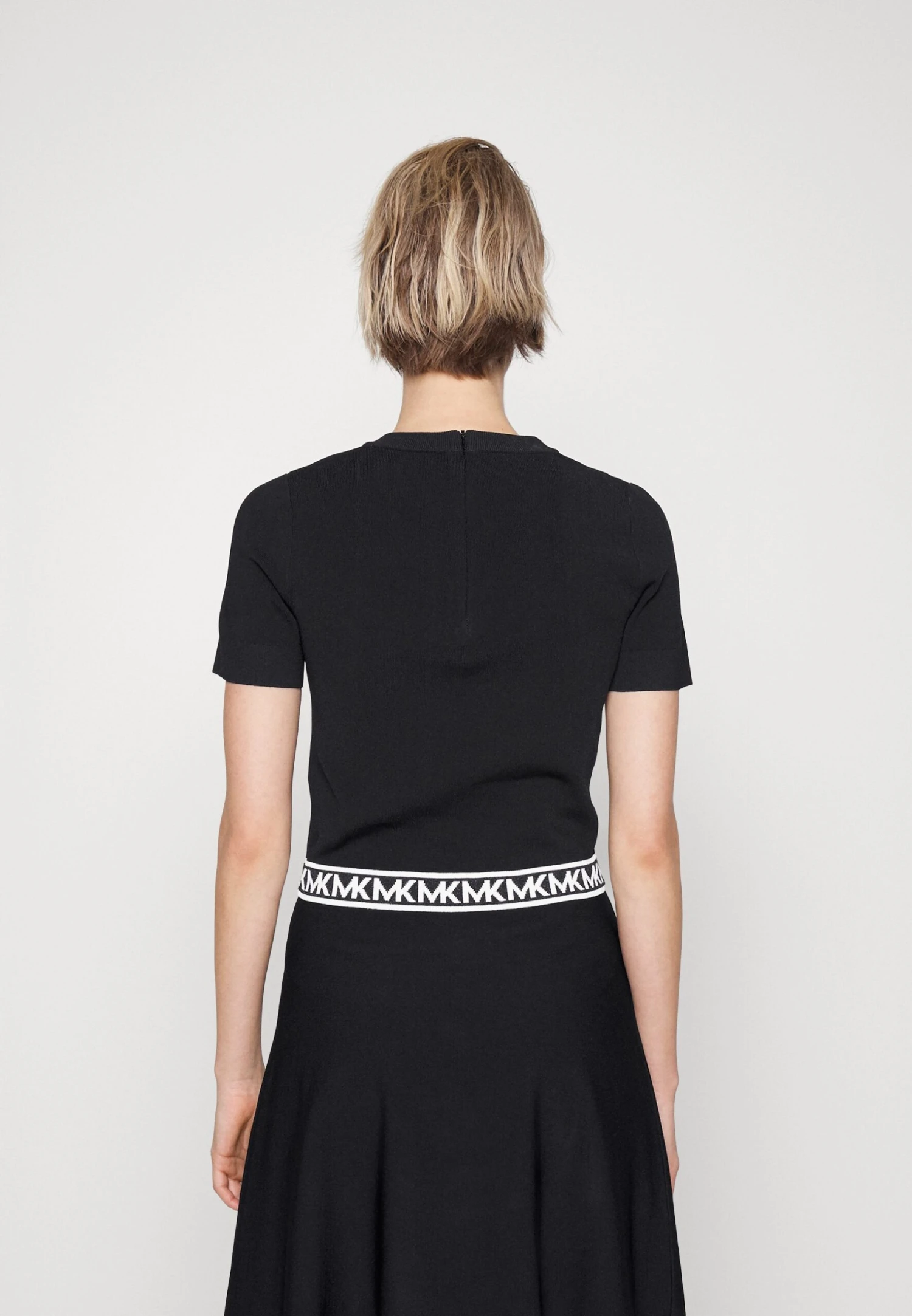 MICHAEL Michael Kors Mega Dot Crew - T-Shirt Print - Black 5 MICHAEL Michael Kors Mega Dot Crew - T-Shirt Print - Black - Afbeelding 3