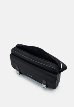 Michael Kors Utility Flap Unisex - Schoudertas - Black 9 Michael Kors Utility Flap Unisex - Schoudertas - Black -MICHAEL Michael Kors 521e5de7f987451fafa585a862111914