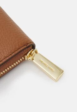 MICHAEL Michael Kors Jet Set Charm Coin Card Case - Portemonnee - Luggage 11 MICHAEL Michael Kors Jet Set Charm Coin Card Case - Portemonnee - Luggage -MICHAEL Michael Kors 5317cfa57407461a9bbf6f965bbcc2c7