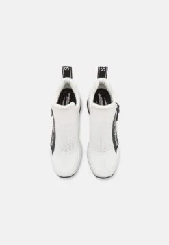 MICHAEL Michael Kors Willis Wedge Trainer - Sneakers Laag - Optic White 13 MICHAEL Michael Kors Willis Wedge Trainer - Sneakers Laag - Optic White -MICHAEL Michael Kors 54cec5676fd849a6ad1f2de81635baaa