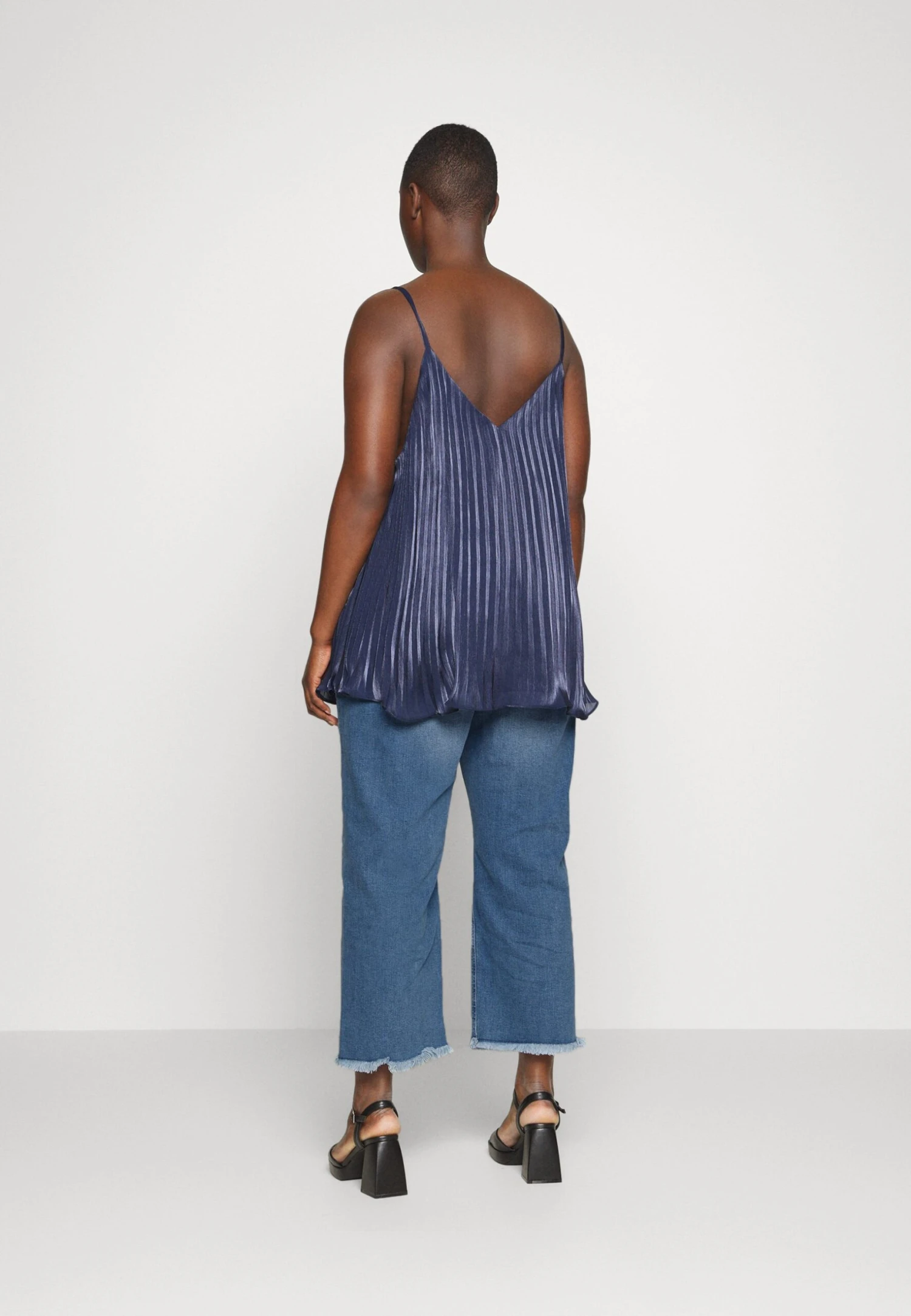 MICHAEL Michael Kors Flare Selma - Relaxed Fit Jeans - Angelbluewsh 5 MICHAEL Michael Kors Flare Selma - Relaxed Fit Jeans - Angelbluewsh - Afbeelding 3