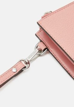 MICHAEL Michael Kors Jet Wristlet - Portemonnee - Pink 15 MICHAEL Michael Kors Jet Wristlet - Portemonnee - Pink -MICHAEL Michael Kors 58a3f16fe4444001a210e15ba1ba7a51