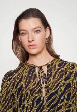 MICHAEL Michael Kors Bias Chain Tenty- Jurk - Midnightblue 13 MICHAEL Michael Kors Bias Chain Tenty- Jurk - Midnightblue -MICHAEL Michael Kors 597c45fb3de84f8d8e0cd4ccc49fc235