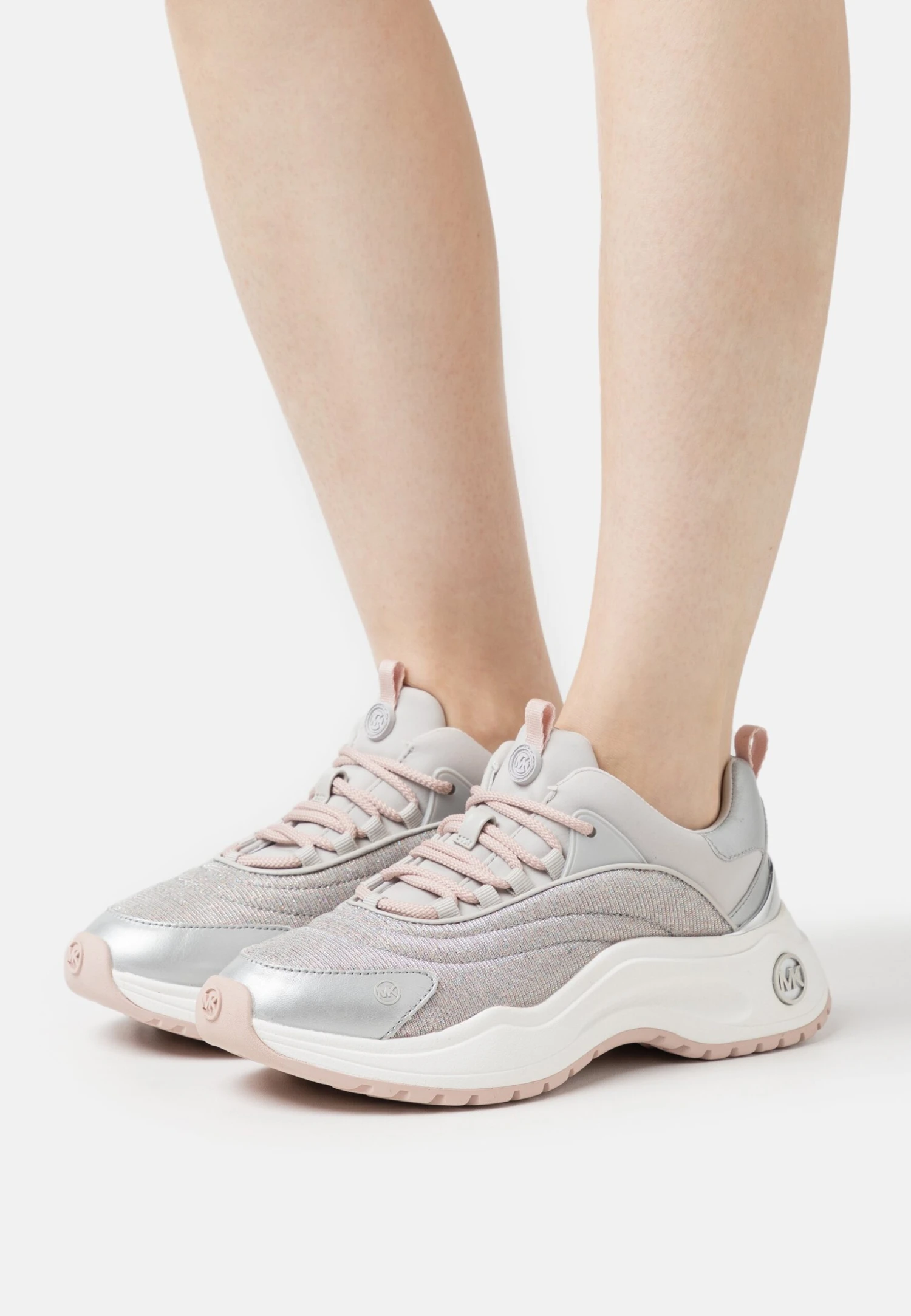 MICHAEL Michael Kors Dara Trainer - Sneakers Laag - Aluminum 3 MICHAEL Michael Kors Dara Trainer - Sneakers Laag - Aluminum