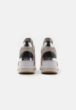 MICHAEL Michael Kors Georgie Trainer - Sneakers Laag - Camel/Multi-Coloured 12 MICHAEL Michael Kors Georgie Trainer - Sneakers Laag - Camel/Multi-Coloured -MICHAEL Michael Kors 60dab00333b04bda8b676d94e75543e8