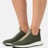 MICHAEL Michael Kors Bodie Slip On - Sneakers Laag - Amazon Green 2 MICHAEL Michael Kors Bodie Slip On - Sneakers Laag - Amazon Green -MICHAEL Michael Kors 62e43e7b6fa644dc9e64dfc5392b2c9b