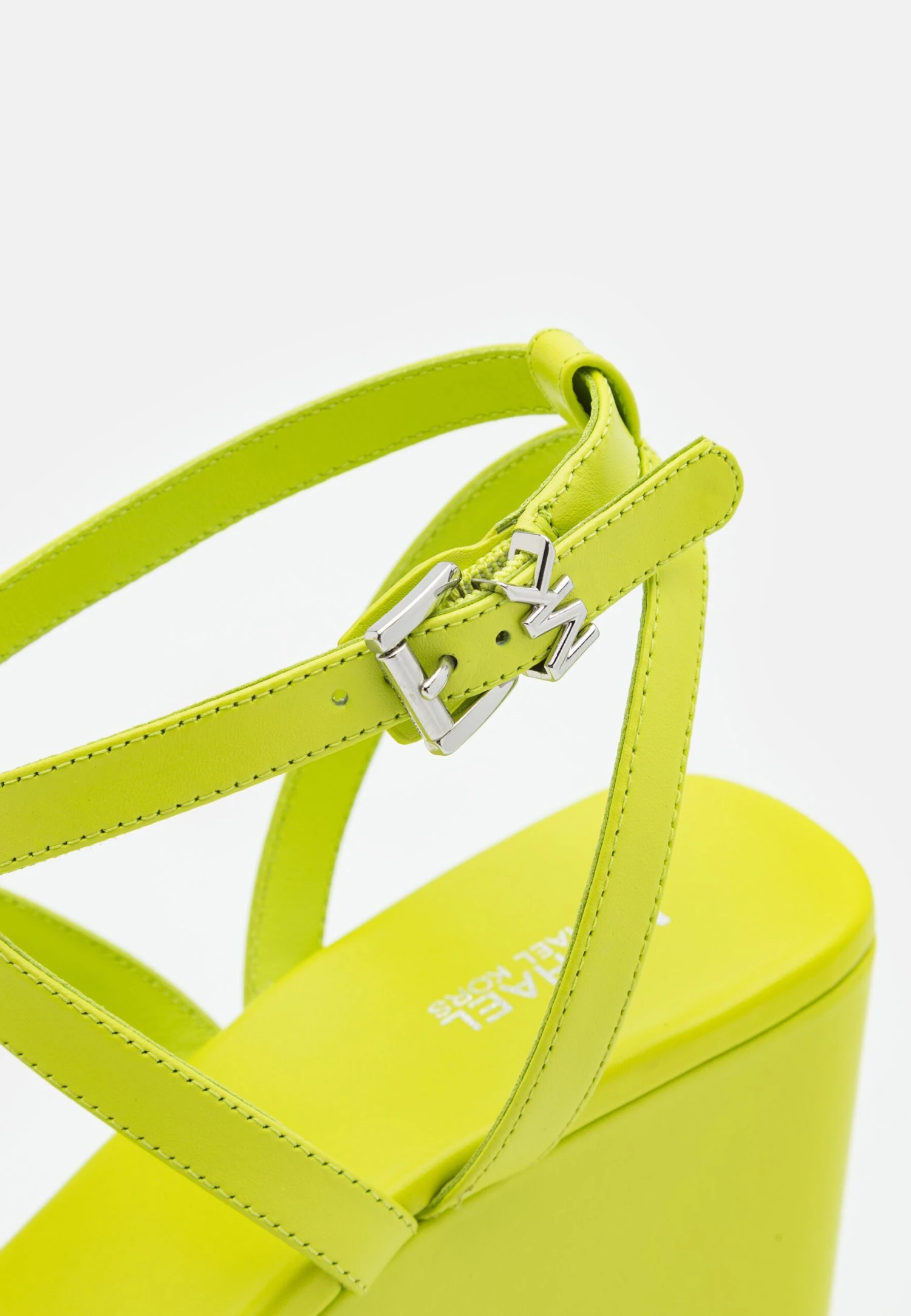 MICHAEL Michael Kors Paola Wedge - Sandalen Met Plateauzool - Limeade 9 MICHAEL Michael Kors Paola Wedge - Sandalen Met Plateauzool - Limeade - Afbeelding 7