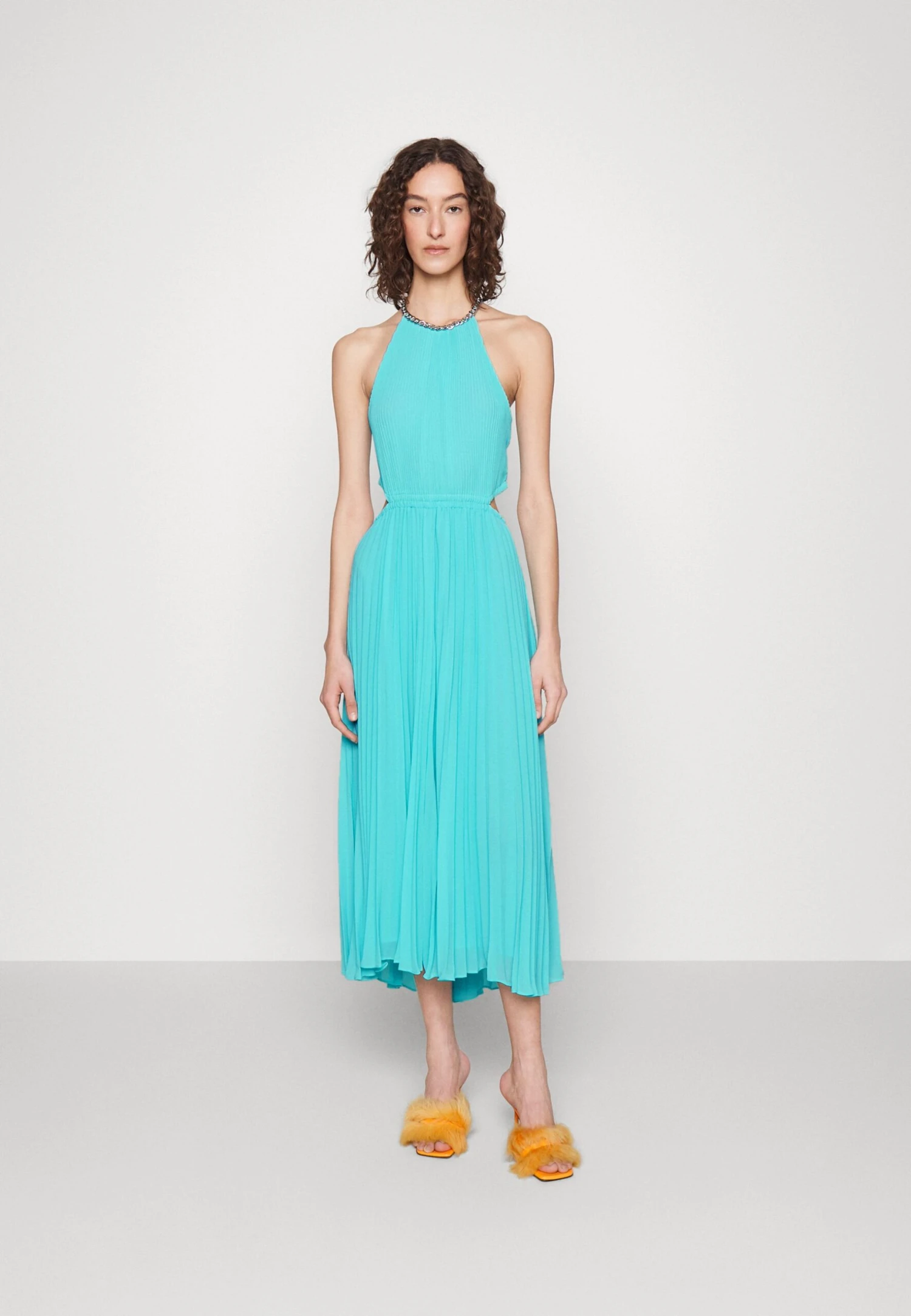 MICHAEL Michael Kors Pleated Cutout- Galajurk - Turquoise 3 MICHAEL Michael Kors Pleated Cutout- Galajurk - Turquoise