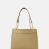 MICHAEL Michael Kors Lori Chain Tote - Handtas - Camel 2 MICHAEL Michael Kors Lori Chain Tote - Handtas - Camel -MICHAEL Michael Kors 6a572b3913bd4b5fbb4e883fc653d1de