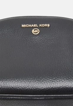 MICHAEL Michael Kors Jet Oval Xbody - Schoudertas - Black 11 MICHAEL Michael Kors Jet Oval Xbody - Schoudertas - Black -MICHAEL Michael Kors 6c572b3b688d493482f9c3a0ac556579