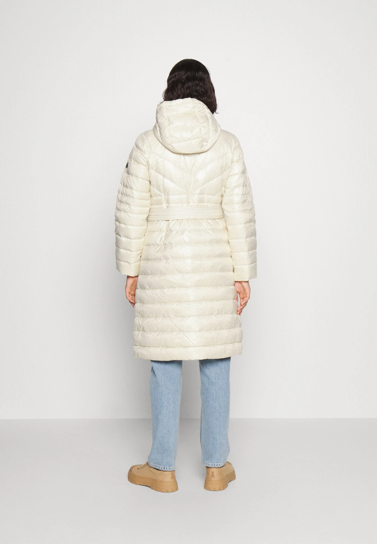 MICHAEL Michael Kors Long Fitted Puffer - Donsjas - Bone 5 MICHAEL Michael Kors Long Fitted Puffer - Donsjas - Bone - Afbeelding 3
