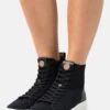 MICHAEL Michael Kors Edie - Sneakers Hoog - Black 2 MICHAEL Michael Kors Edie - Sneakers Hoog - Black -MICHAEL Michael Kors 6fb3f868713a48fc9eddbbbbc2d19126