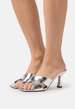 MICHAEL Michael Kors Clara Mule - Muiltjes Met Hak - Silver
