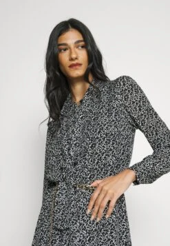 MICHAEL Michael Kors Midi Bow - Blousejurk - Black/White 11 MICHAEL Michael Kors Midi Bow - Blousejurk - Black/White -MICHAEL Michael Kors 72c3a58126b246408b46351ba7bced86