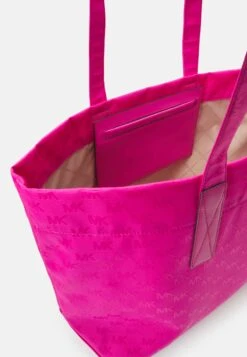 MICHAEL Michael Kors The Michael Bag Tote - Shopper - Cerise 10 MICHAEL Michael Kors The Michael Bag Tote - Shopper - Cerise -MICHAEL Michael Kors 72c6f390e5e243969165f935ae3e8b79