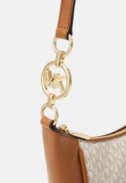 MICHAEL Michael Kors Cheryl- Schoudertas - Vanilla 10 MICHAEL Michael Kors Cheryl- Schoudertas - Vanilla -MICHAEL Michael Kors 75599b88626644fa873d70dd9ceec484