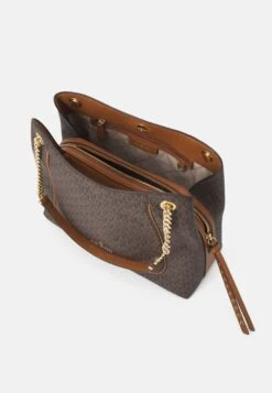 MICHAEL Michael Kors Piper Chain Tote - Handtas - Brown/Acorn 10 MICHAEL Michael Kors Piper Chain Tote - Handtas - Brown/Acorn -MICHAEL Michael Kors 7697b0794bab434c93c8eec98c2e794c