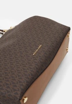 MICHAEL Michael Kors Kensington Tote - Handtas - Brown 11 MICHAEL Michael Kors Kensington Tote - Handtas - Brown -MICHAEL Michael Kors 7bfadb34ca5b4c9ca76c7bd3b2ff7b68