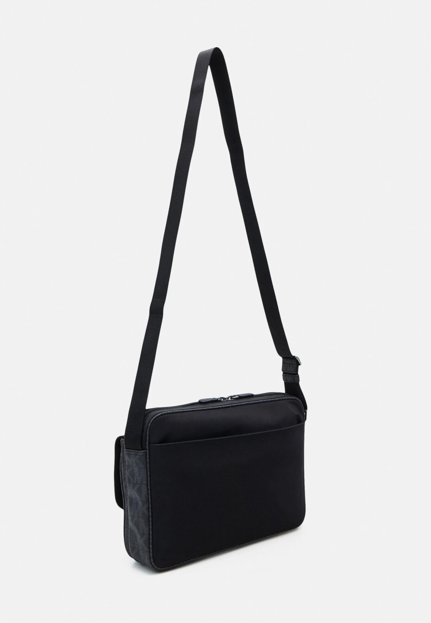 Michael Kors Utility Flap Unisex - Schoudertas - Black 4 Michael Kors Utility Flap Unisex - Schoudertas - Black - Afbeelding 2