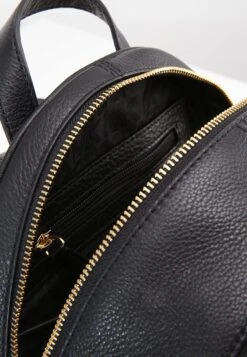 MICHAEL Michael Kors Rhea Zip Backpack Small - Rugzak - Black 13 MICHAEL Michael Kors Rhea Zip Backpack Small - Rugzak - Black -MICHAEL Michael Kors 7e9eed80016741cebe3136f9c03b6366