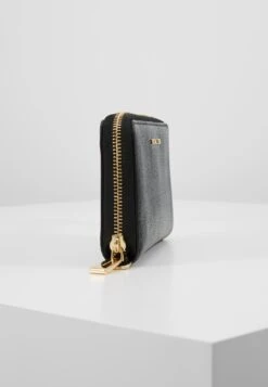 MICHAEL Michael Kors Jet Flat Case - Portemonnee - Black 12 MICHAEL Michael Kors Jet Flat Case - Portemonnee - Black -MICHAEL Michael Kors 80f7c058f9124fb69362e563b6eb4888