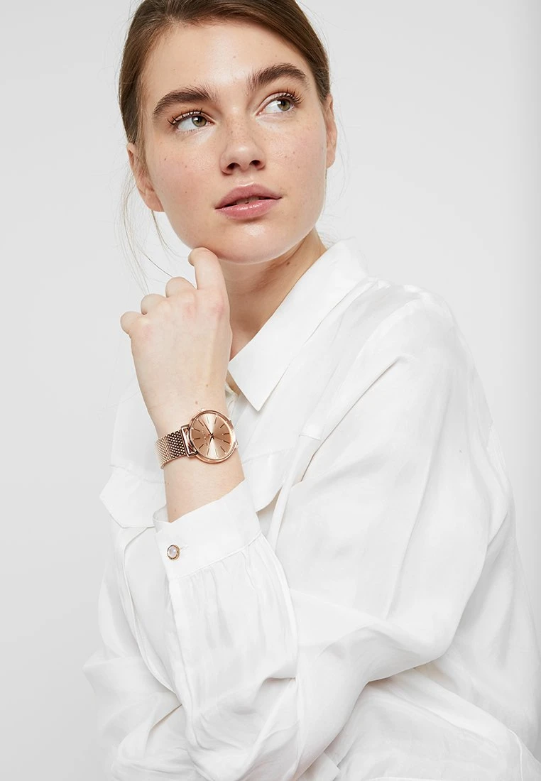 Michael Kors Pyper - Horloge - Rosegold-Coloured 3 Michael Kors Pyper - Horloge - Rosegold-Coloured