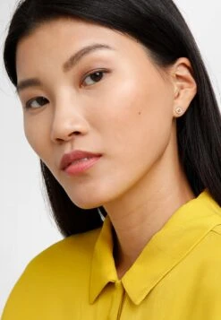 Michael Kors Premium - Oorbellen - Gold-Coloured 7 Michael Kors Premium - Oorbellen - Gold-Coloured -MICHAEL Michael Kors 8984b4d4a23148a294e29819d37b7a7a