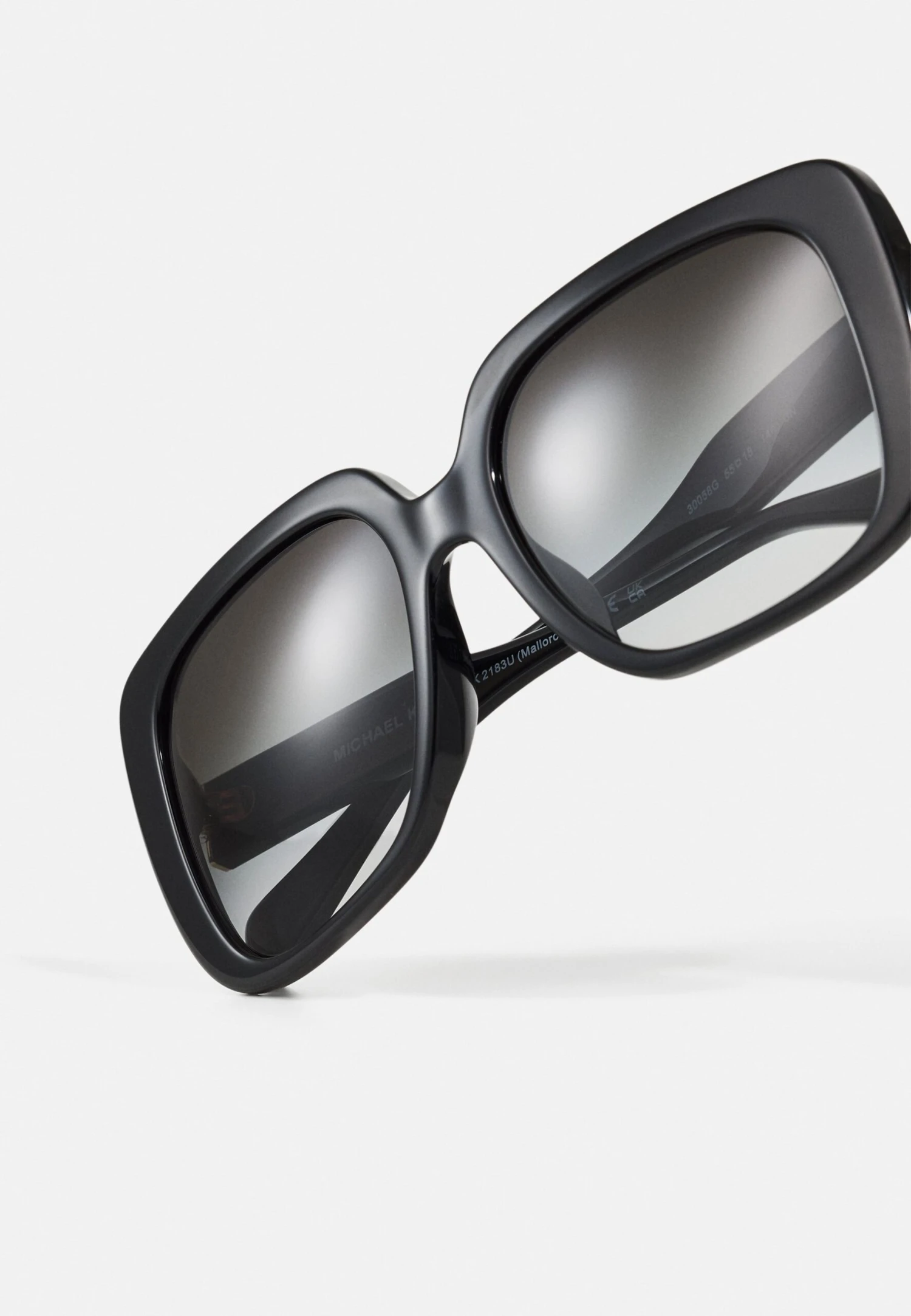 Michael Kors Mallorca - Zonnebril - Black 7 Michael Kors Mallorca - Zonnebril - Black - Afbeelding 5