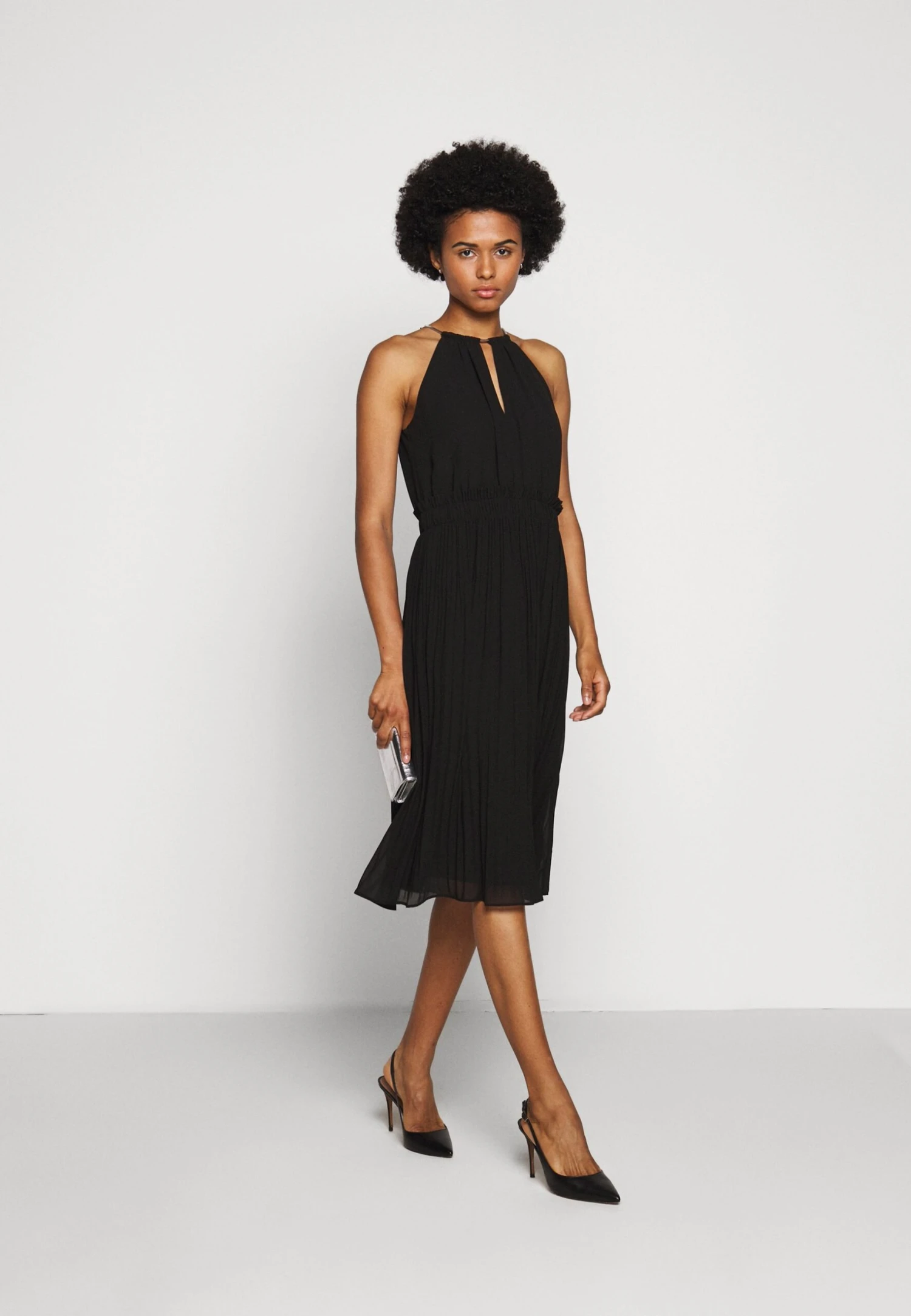 MICHAEL Michael Kors Chain Neck Midi Dress - Cocktailjurk - Black 4 MICHAEL Michael Kors Chain Neck Midi Dress - Cocktailjurk - Black - Afbeelding 2