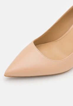 MICHAEL Michael Kors Alina Flex- Klassieke Pumps - Light Blush 15 MICHAEL Michael Kors Alina Flex- Klassieke Pumps - Light Blush -MICHAEL Michael Kors 8c3b07f7a8d34000af28f4ff7d488111