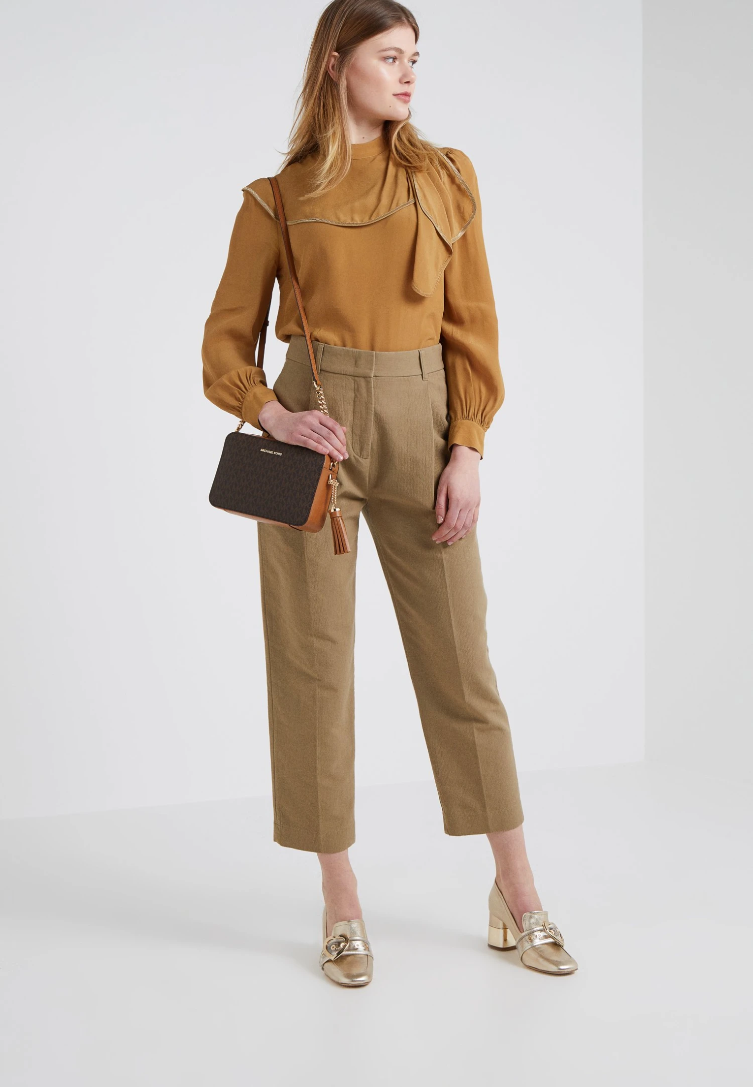 MICHAEL Michael Kors Crossbodies Camera Bag - Schoudertas - Brown 4 MICHAEL Michael Kors Crossbodies Camera Bag - Schoudertas - Brown - Afbeelding 2