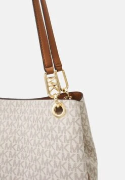 MICHAEL Michael Kors Kensington Tote - Handtas - Vanilla 11 MICHAEL Michael Kors Kensington Tote - Handtas - Vanilla -MICHAEL Michael Kors 8f06c1d0ea4a448dad5468de03fb49ff