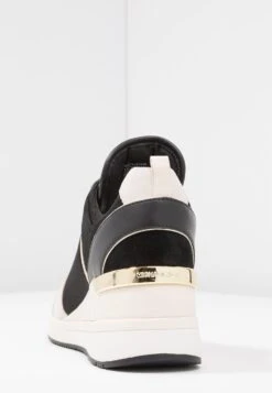 MICHAEL Michael Kors Georgie Trainer - Sneakers Laag - Light Cream/Multicolor 14 MICHAEL Michael Kors Georgie Trainer - Sneakers Laag - Light Cream/Multicolor -MICHAEL Michael Kors 8fdf835696734436a0d915b923764a33