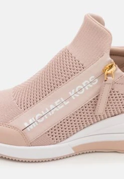 MICHAEL Michael Kors Willis Wedge Trainer - Sneakers Laag - Pink 15 MICHAEL Michael Kors Willis Wedge Trainer - Sneakers Laag - Pink -MICHAEL Michael Kors 903148a3509f464785761bfd9e8fea15