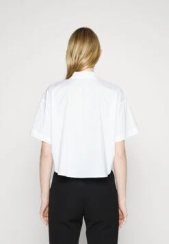 MICHAEL Michael Kors Crop - Overhemdblouse - White 9 MICHAEL Michael Kors Crop - Overhemdblouse - White -MICHAEL Michael Kors 909bed37a9474ed093d166ee1094f6d9