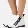 MICHAEL Michael Kors Willis Wedge Trainer - Sneakers Laag - Optic White 1 MICHAEL Michael Kors Willis Wedge Trainer - Sneakers Laag - Optic White -MICHAEL Michael Kors 933622ba7077477993bbbd684b729513