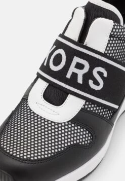 MICHAEL Michael Kors Maven Slip On Trainer - Sneakers Laag - Black/Optic White 15 MICHAEL Michael Kors Maven Slip On Trainer - Sneakers Laag - Black/Optic White -MICHAEL Michael Kors 9472ba73dfb74b949d65253ecec21c5c