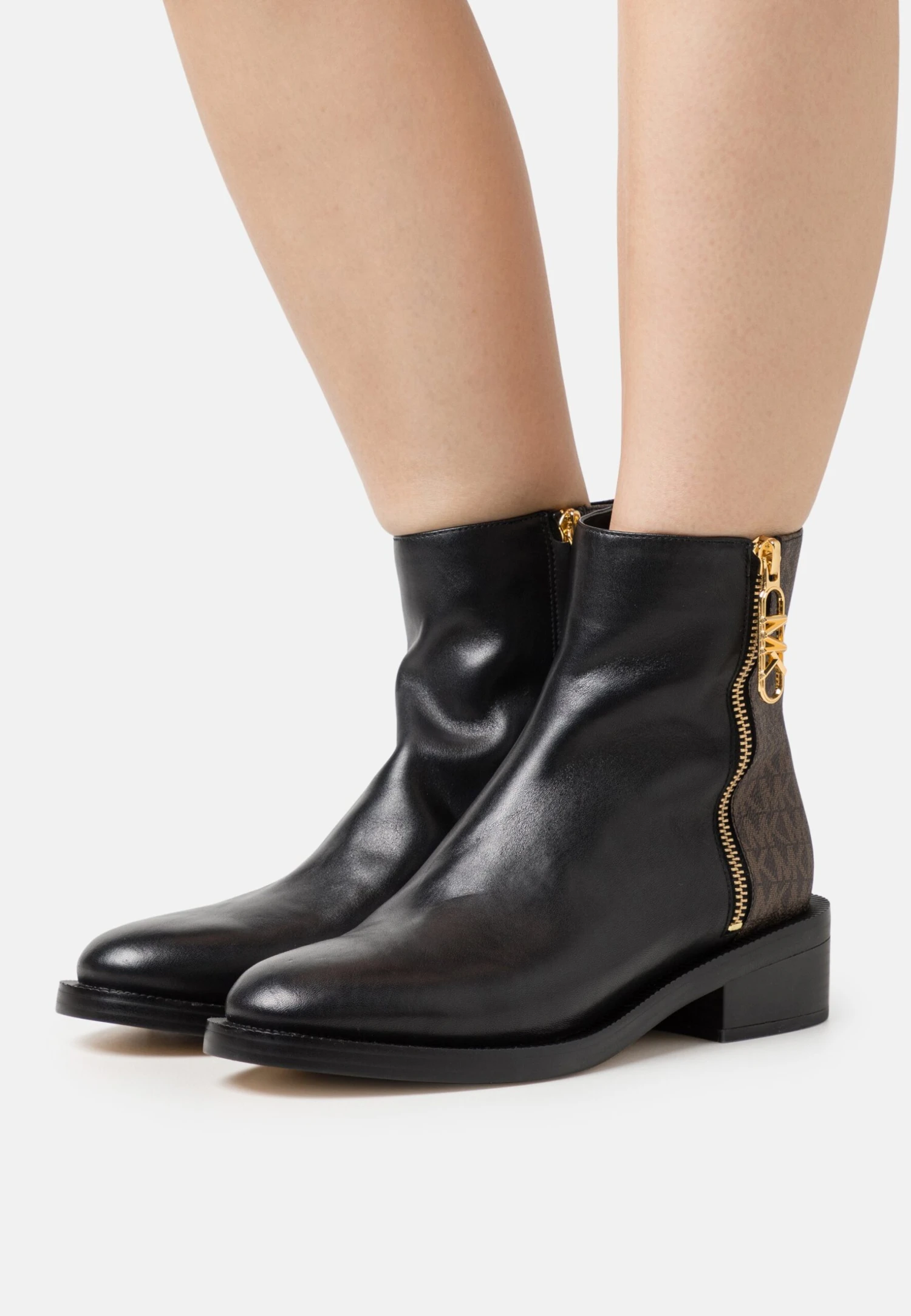 MICHAEL Michael Kors Regan- Korte Laarzen - Black/Brown 3 MICHAEL Michael Kors Regan- Korte Laarzen - Black/Brown