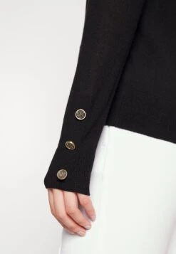 MICHAEL Michael Kors Button - Trui - Black 15 MICHAEL Michael Kors Button - Trui - Black -MICHAEL Michael Kors 9a1c73f1ca4d4831b7d760f6a21bc313
