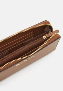 MICHAEL Michael Kors Jet Set Wallet- Portemonnee - Luggage 9 MICHAEL Michael Kors Jet Set Wallet- Portemonnee - Luggage -MICHAEL Michael Kors 9cc3fe6ee8ef4d0085080a8e9aba0ea6