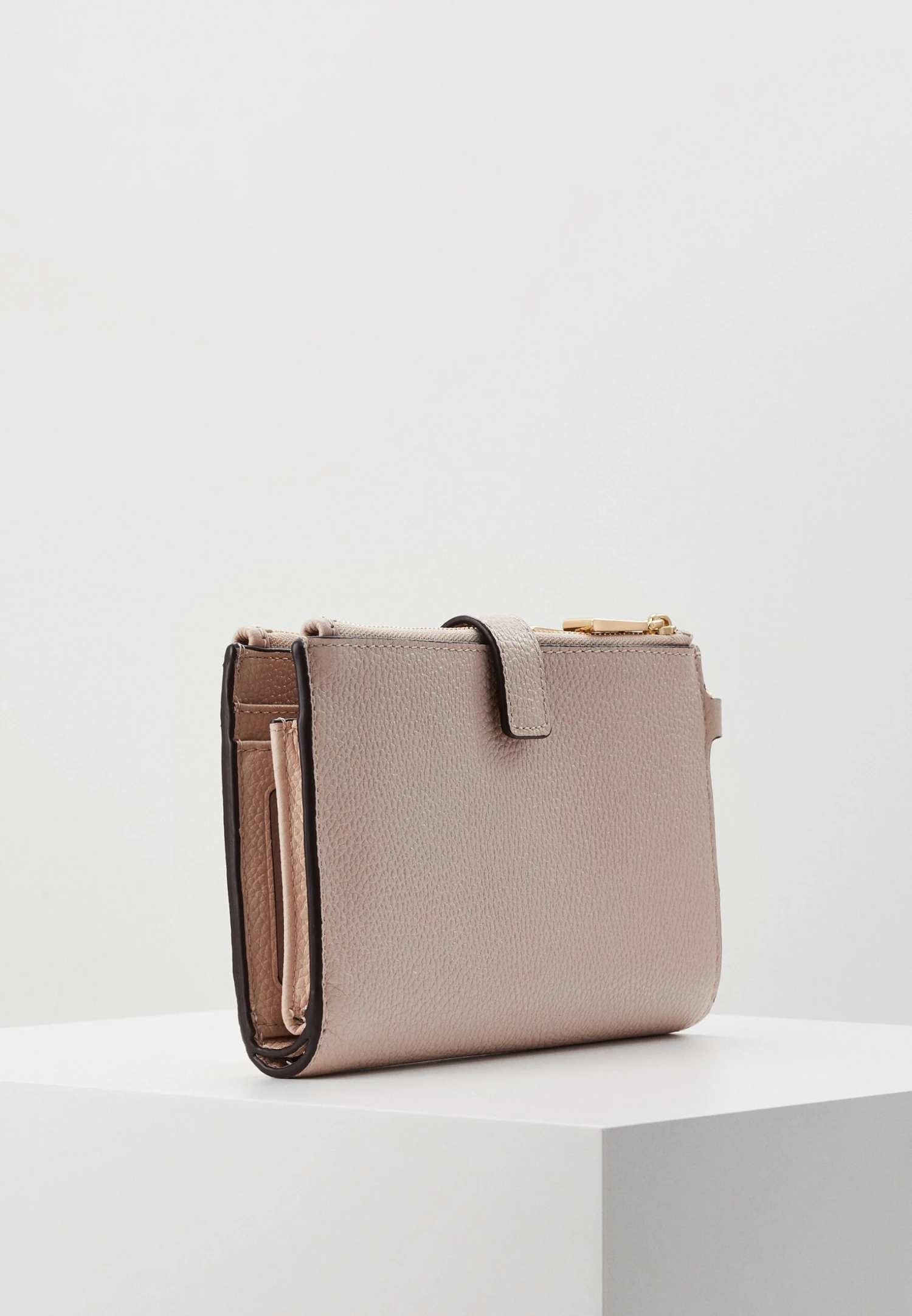 MICHAEL Michael Kors Jet Wristlet - Portemonnee - Soft Pink 6 MICHAEL Michael Kors Jet Wristlet - Portemonnee - Soft Pink - Afbeelding 4