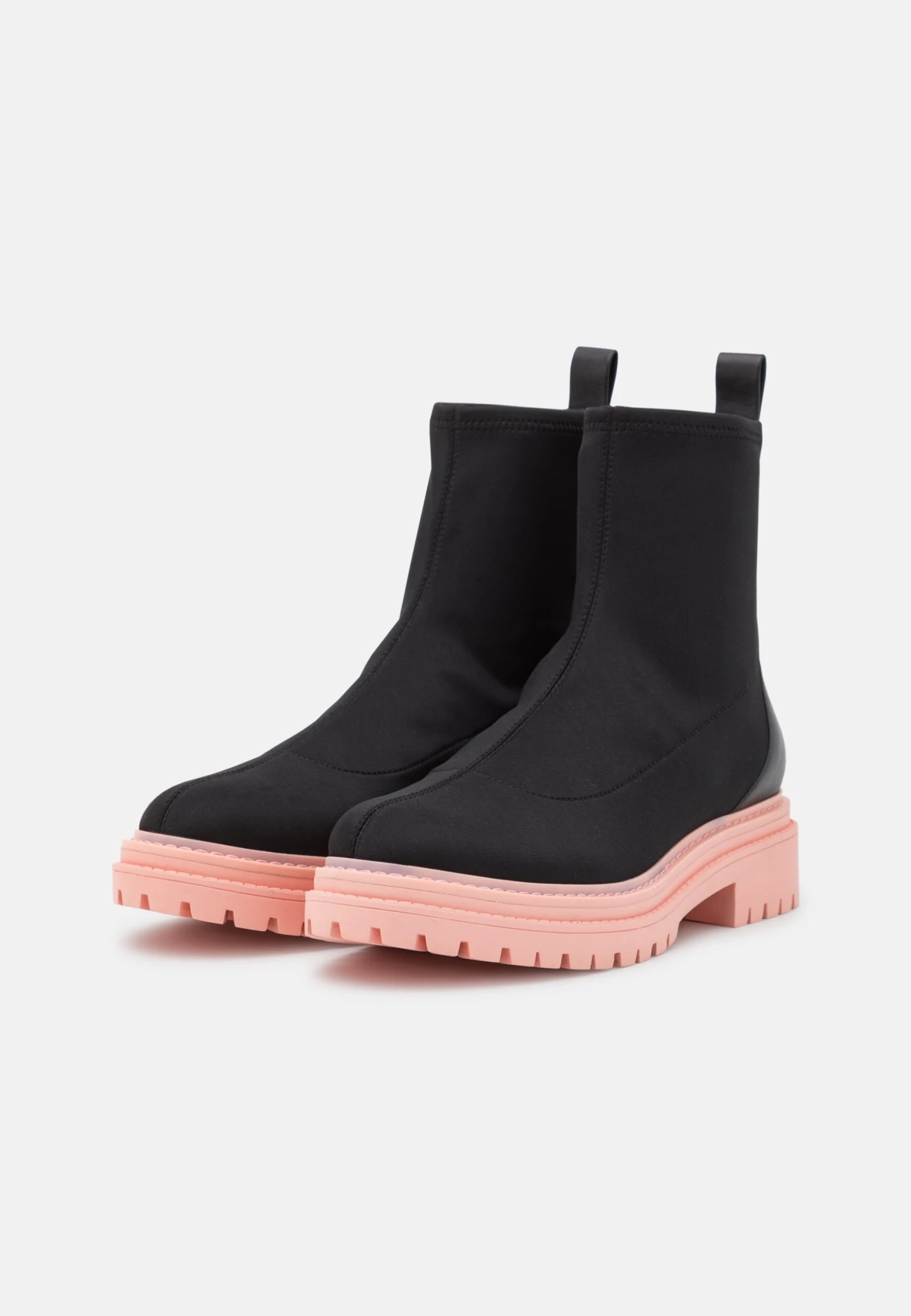 MICHAEL Michael Kors Comet Lug Bootie - Korte Laarzen - Guava Multi-Coloured 4 MICHAEL Michael Kors Comet Lug Bootie - Korte Laarzen - Guava Multi-Coloured - Afbeelding 2